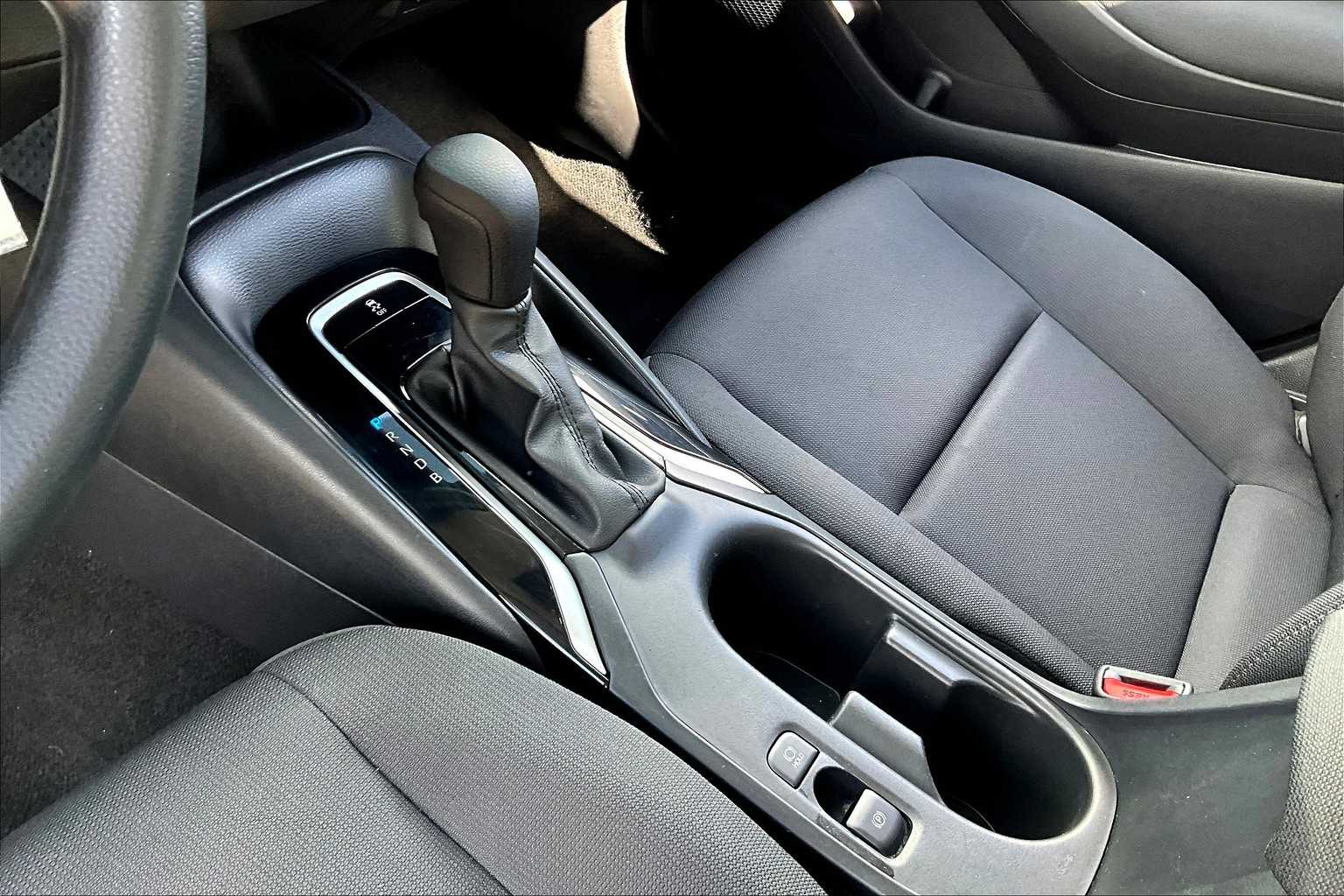 2024 Toyota Corolla LE photo 16