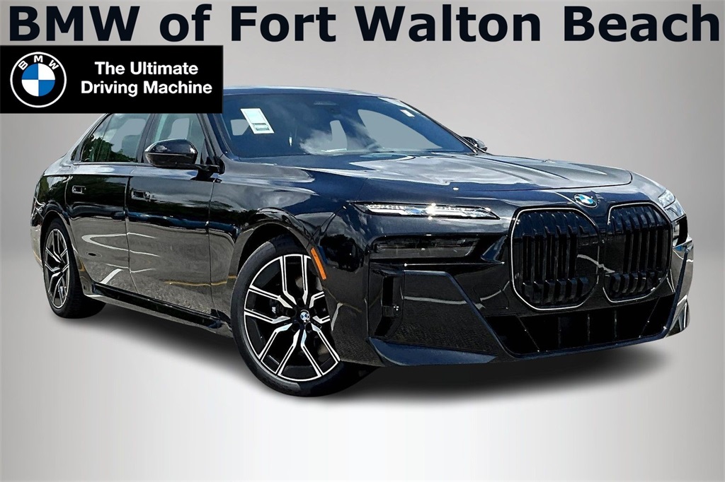 2025 BMW 7 Series 740i's photo