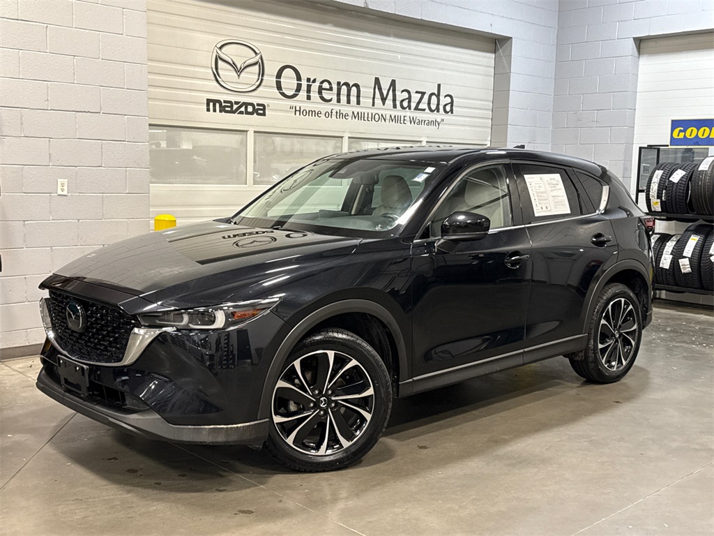 2023 Mazda CX-5 S Premium package's photo