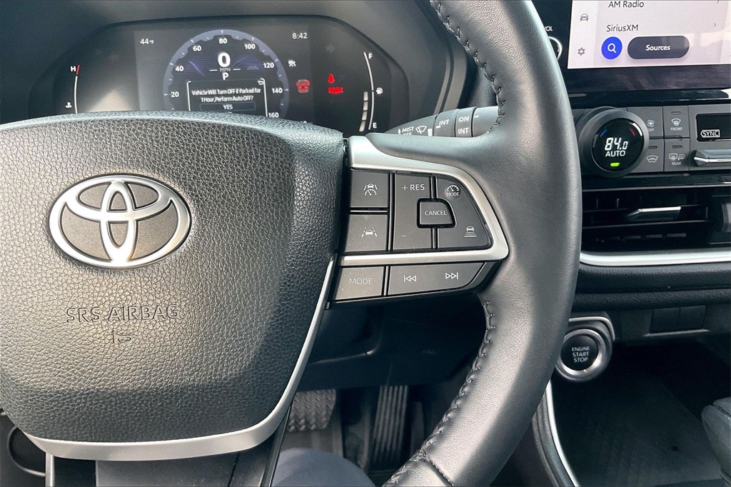 2024 TOYOTA GRAND HIGHLANDER - Image 17