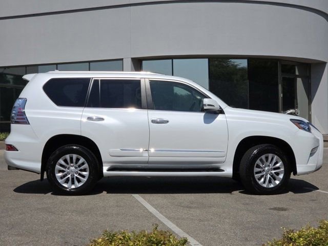 2019 Lexus GX 460 photo 21