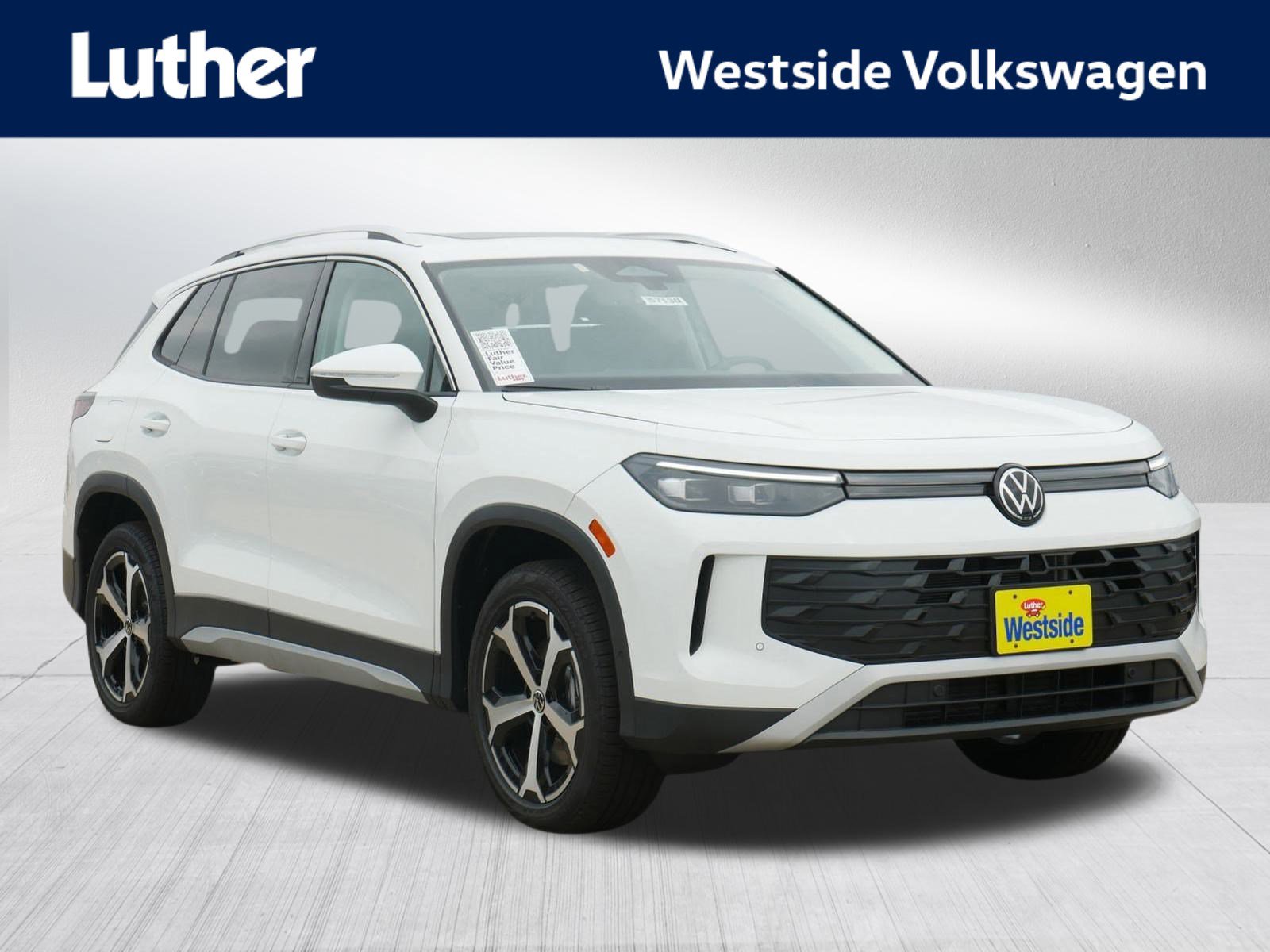 2025 Volkswagen Tiguan SE's photo