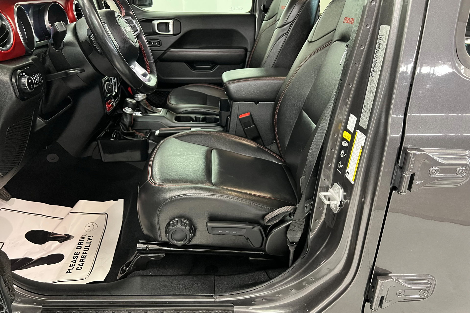 2020 Jeep Gladiator Rubicon photo 17
