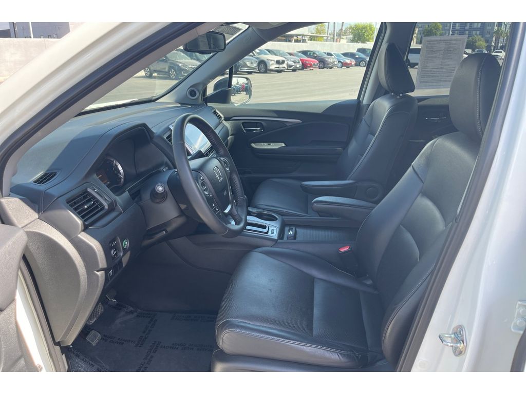 2019 Honda Ridgeline RTL-T photo 10