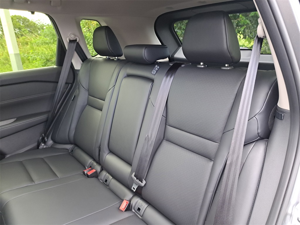2026 Nissan Rogue SV photo 12