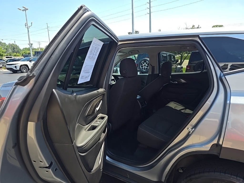 2024 Gmc Terrain SLE photo 14