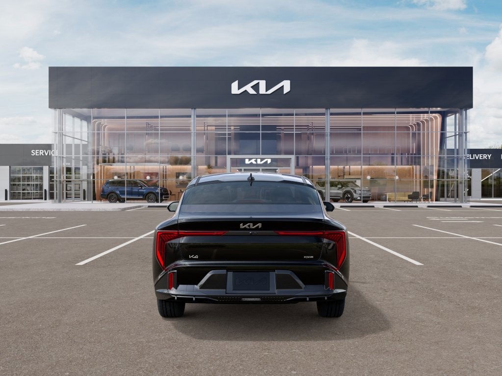 2025 Kia K4 GT-Line photo 4
