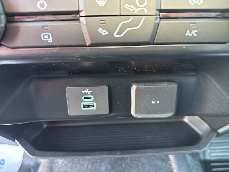 2024 Ford F-600 photo 24
