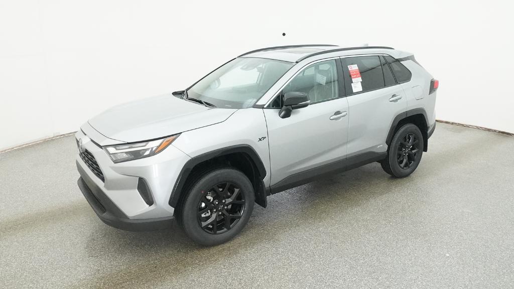 2025 Toyota RAV4 XLE's photo