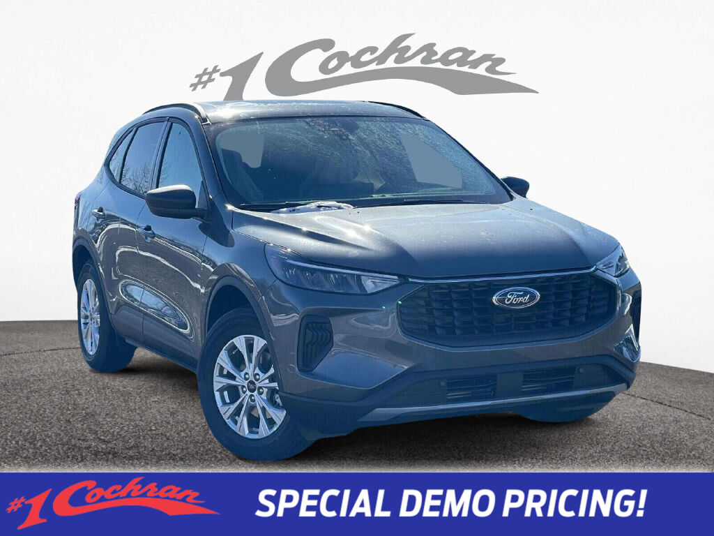 2025 Ford Escape SEL's photo