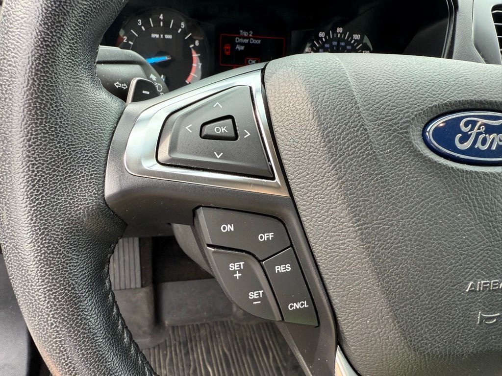 2018 Ford Fusion SE photo 12