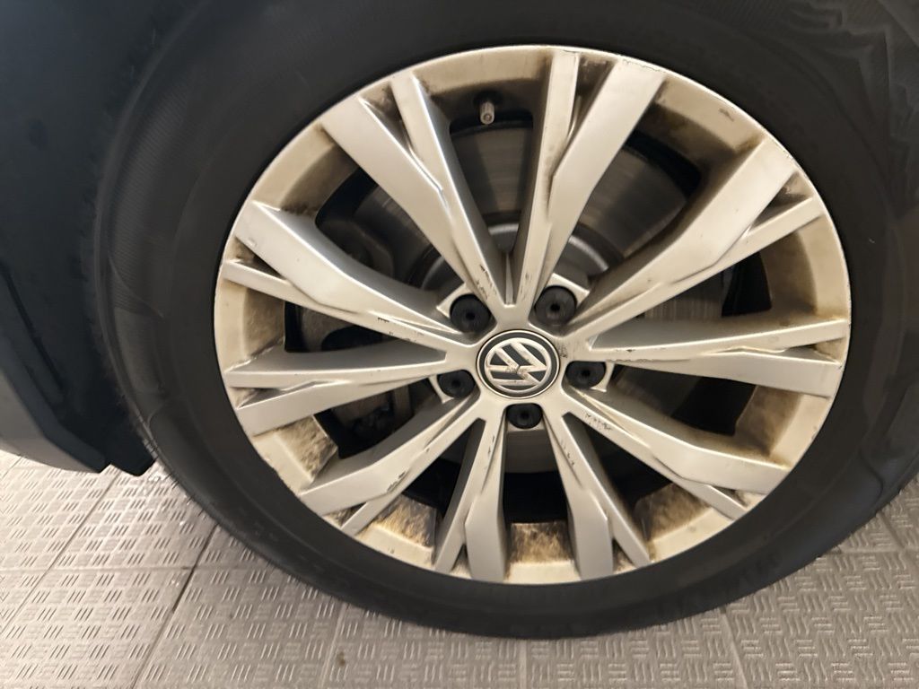 2018 Volkswagen Tiguan S photo 4