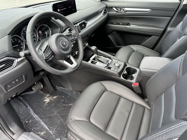 2025 Mazda CX-5 2.5 S Preferred photo 6