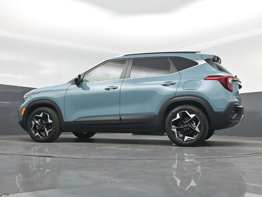 2024 Kia Seltos EX photo 37
