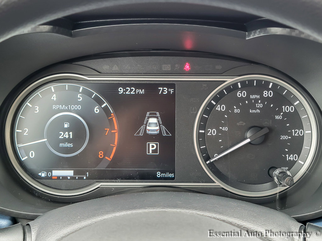 2025 Nissan Versa SV photo 11