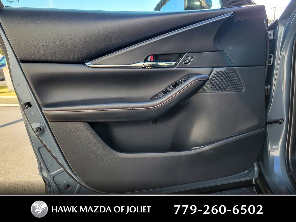2022 MAZDA CX-30 - Image 16