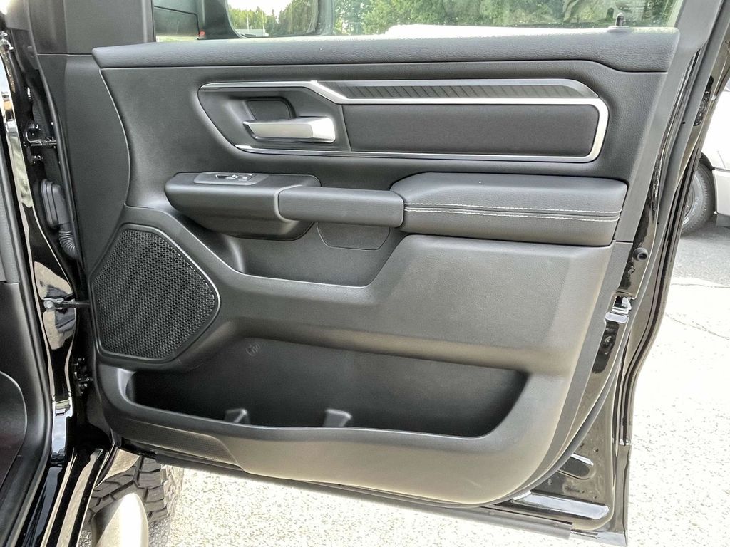 2025 Ram 1500 Big Horn Lone Star photo 14