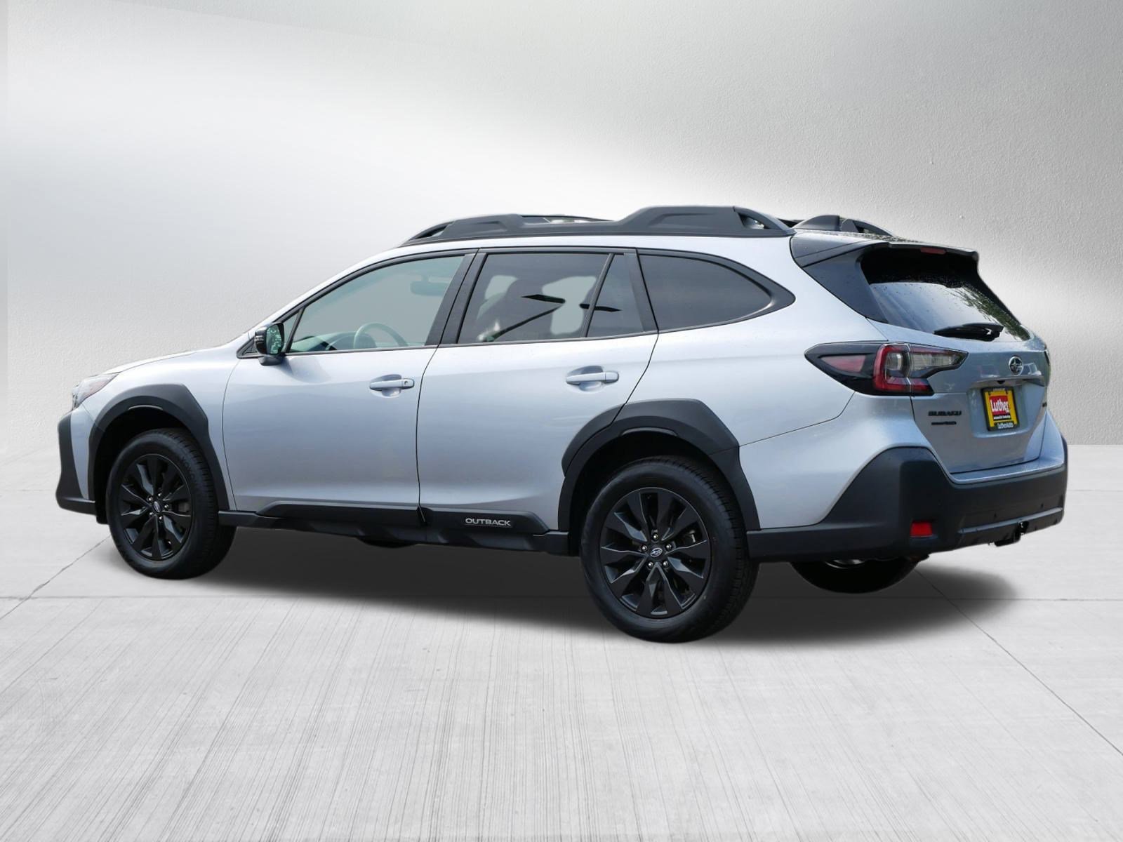 2024 Subaru Outback Onyx Edition photo 5
