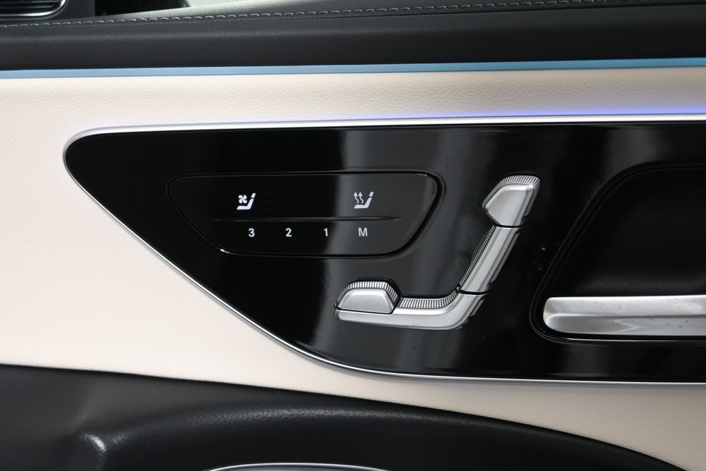 2025 Mercedes Benz E 450 photo 20