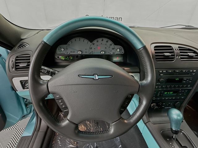 2002 Ford Thunderbird Base photo 11