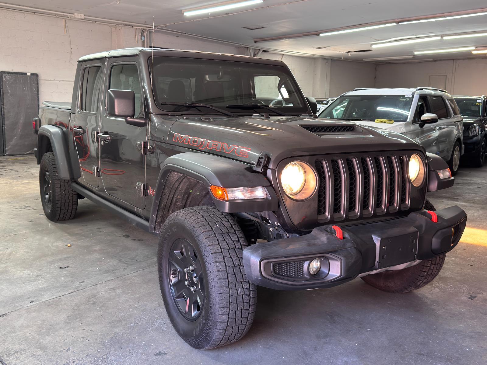 2023 Jeep Gladiator Mojave photo 3