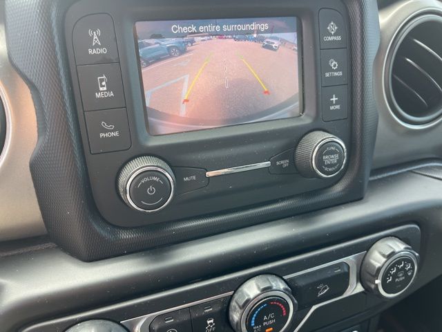 2020 Jeep Wrangler Unlimited Freedom photo 19