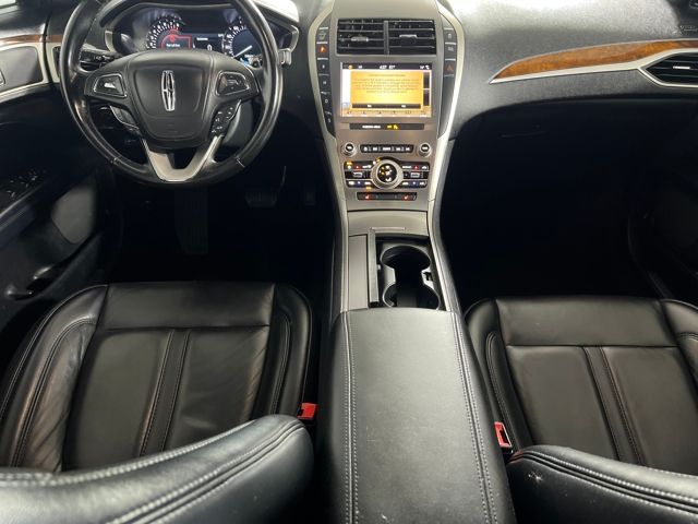 2019 Lincoln MKZ Reserve photo 2