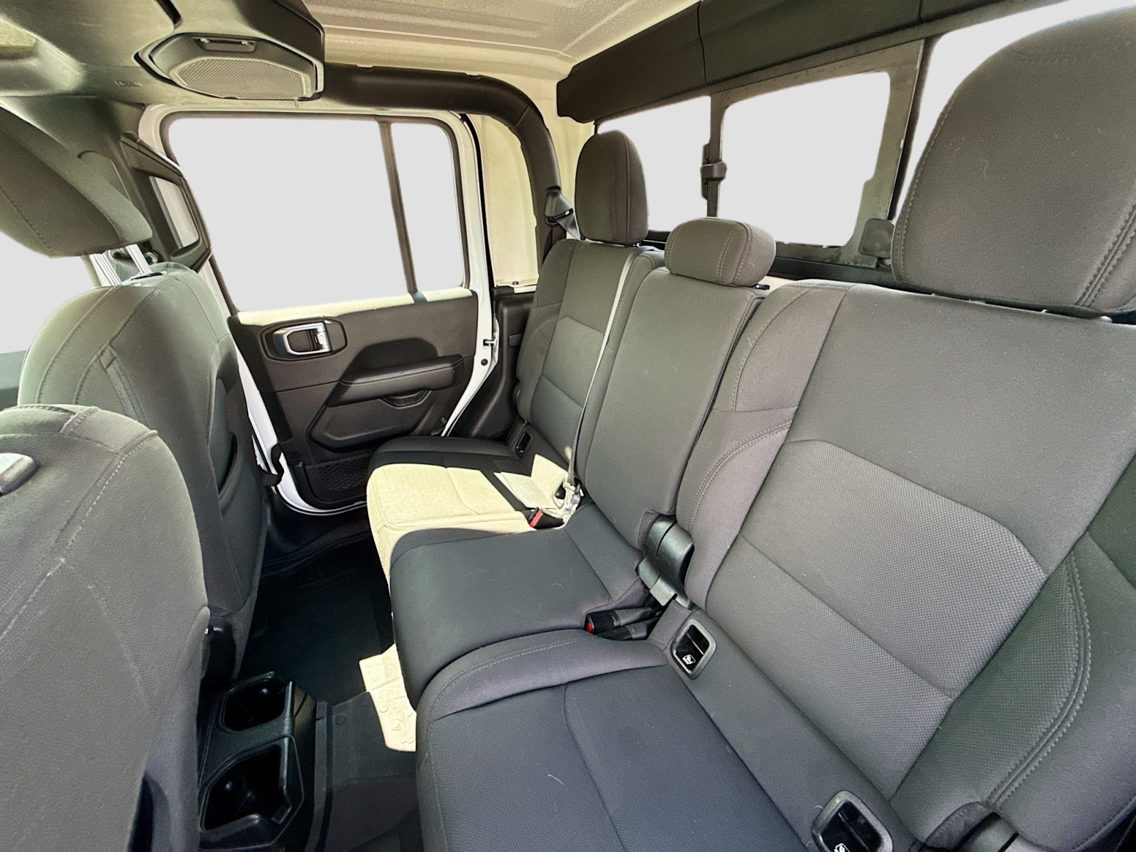 2021 Jeep Gladiator Overland photo 21