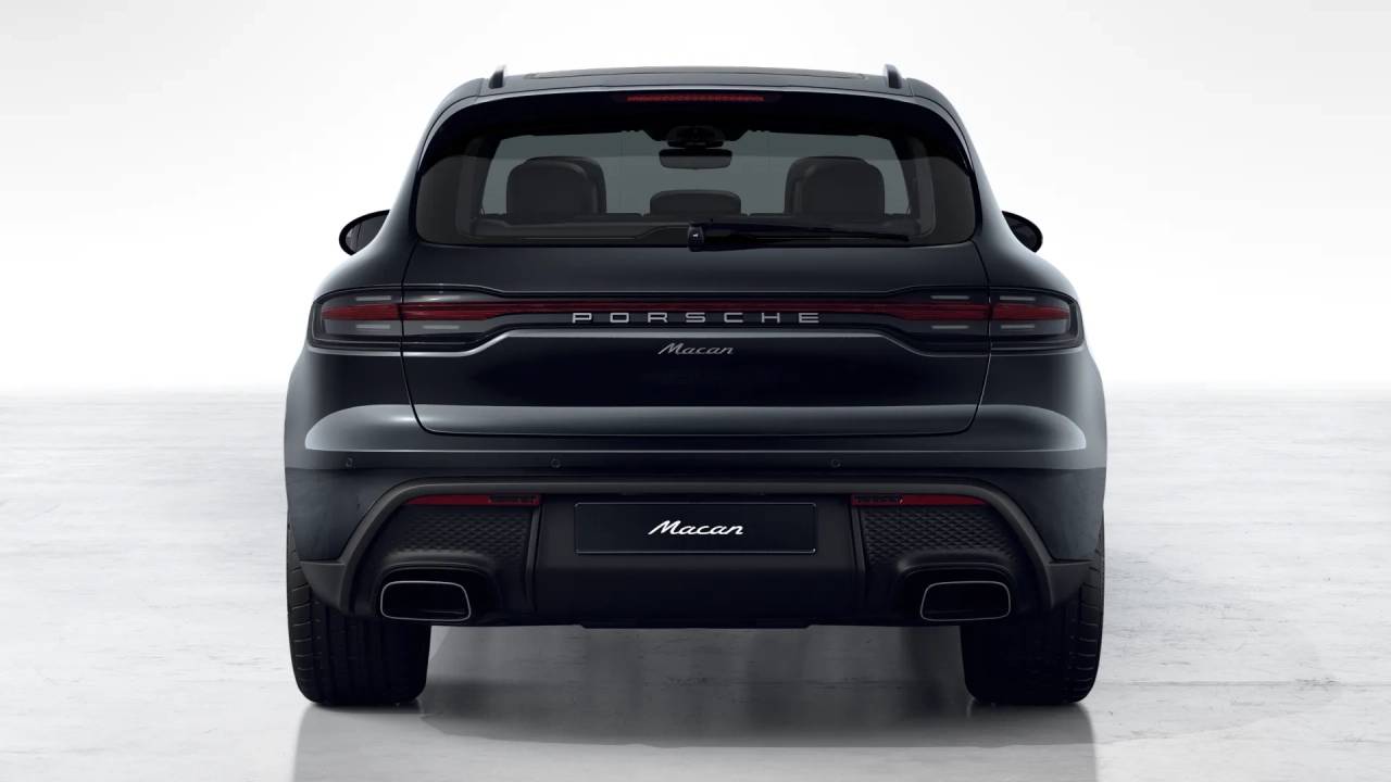 2026 Porsche Macan T photo 7