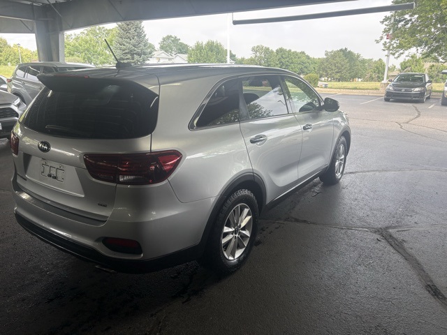 2019 Kia Sorento LX photo 5