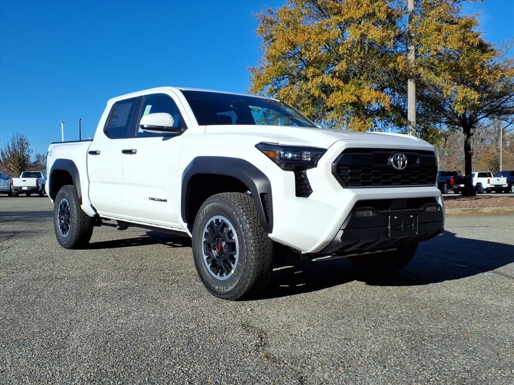 2025 Toyota Tacoma TRD Off Road's photo