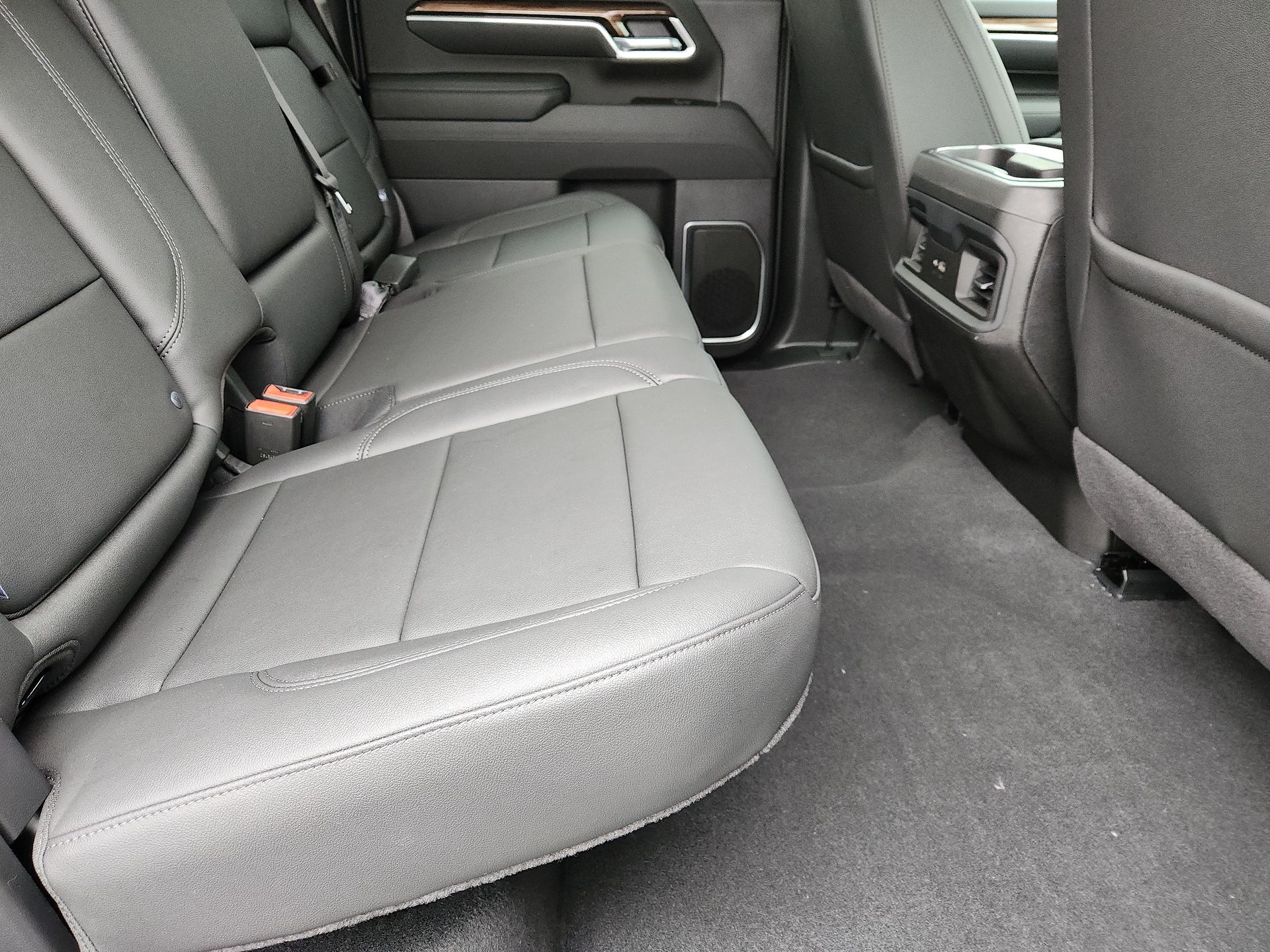 2025 Chevrolet Silverado 2500HD LT photo 25