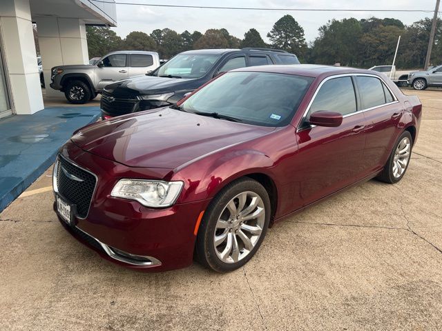 2017 Chrysler 300 Limited photo 2