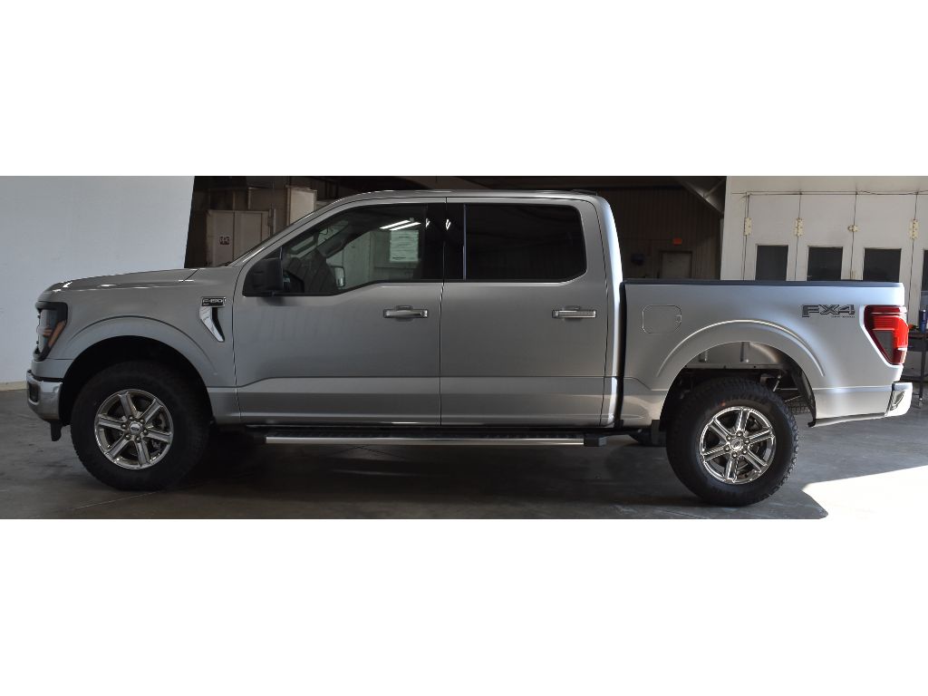 2025 Ford F-150 STX photo 4