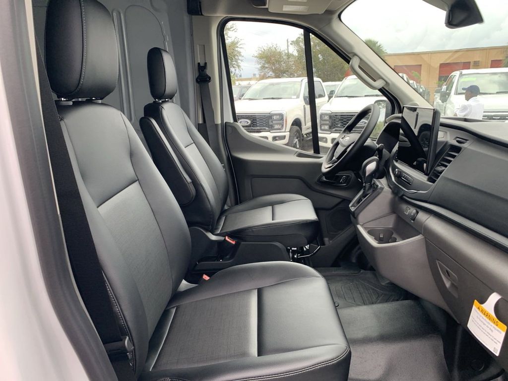 2024 Ford Transit photo 15