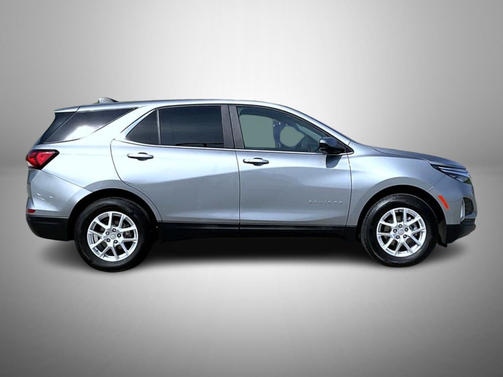 2024 Chevrolet Equinox LT photo 4