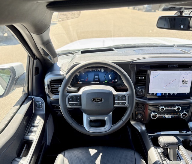 2025 Ford F-150 Lariat photo 18