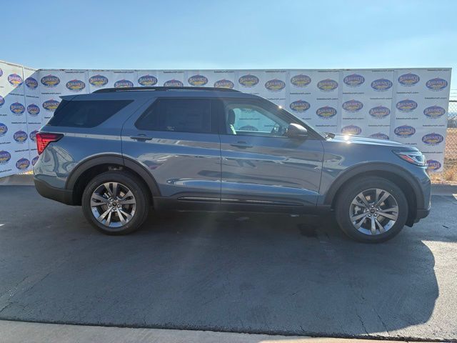 2026 Ford Explorer Active AWD
