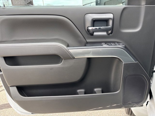 2024 Chevrolet Silverado 6500HD LT photo 11