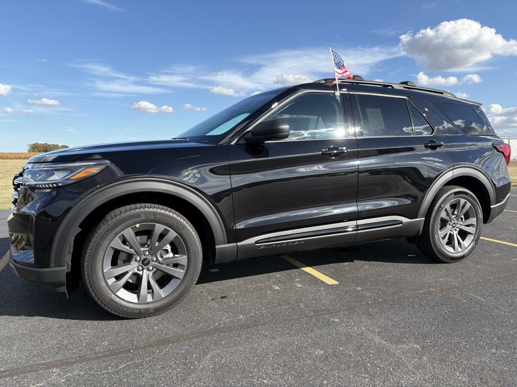 2026 Ford Explorer Active's photo