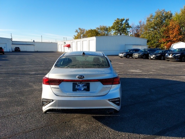 2021 Kia Forte LXS photo 4