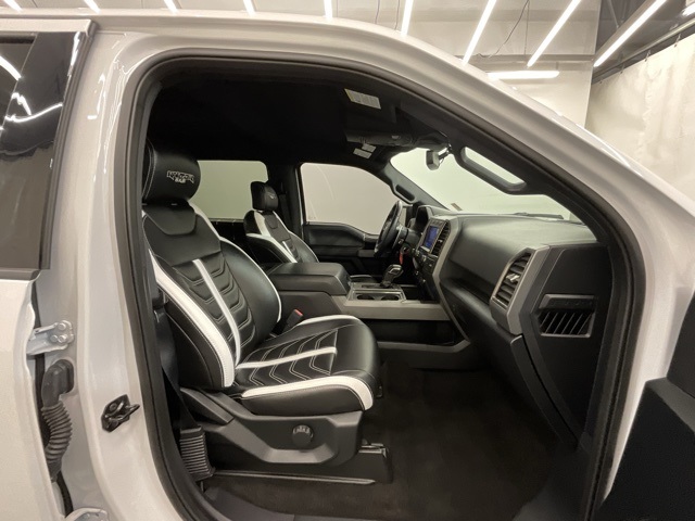 2020 Ford F-150 Raptor photo 19