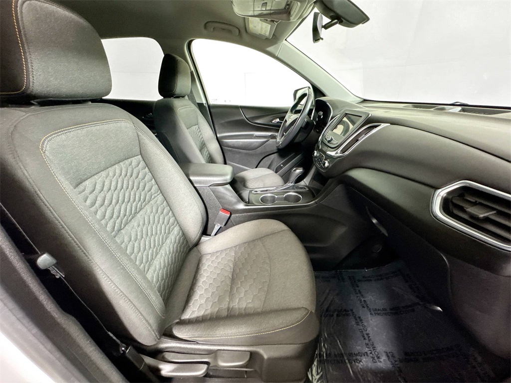 2019 Chevrolet Equinox LT photo 10