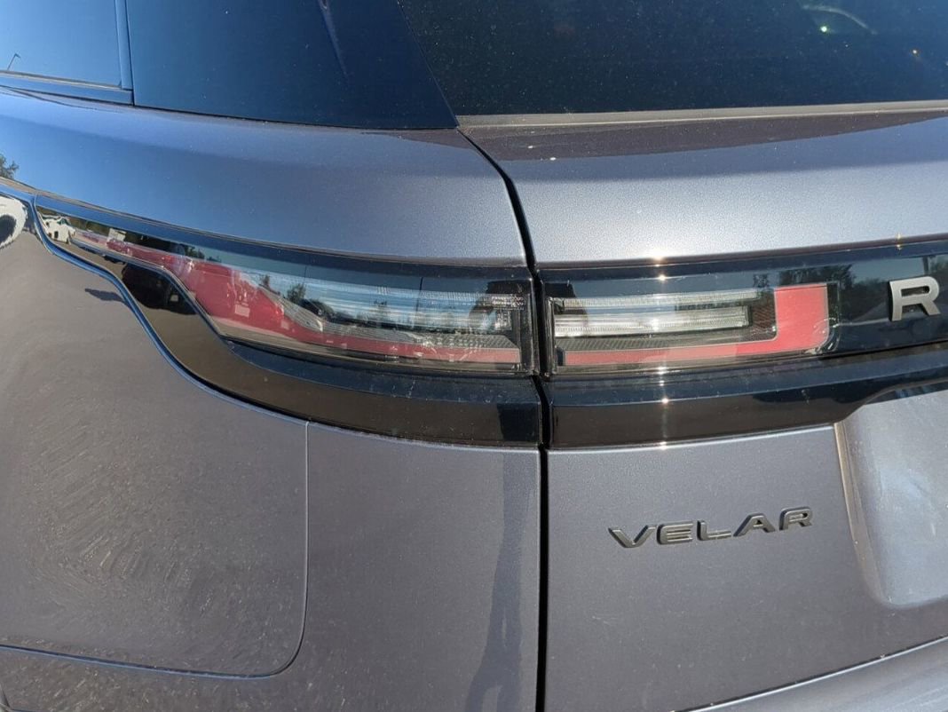 2026 Land Rover Range Rover Velar P250 S photo 7
