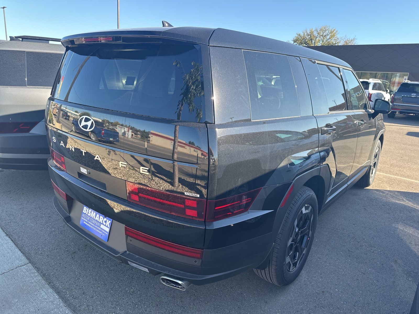 2026 Hyundai Santa Fe SE photo 2