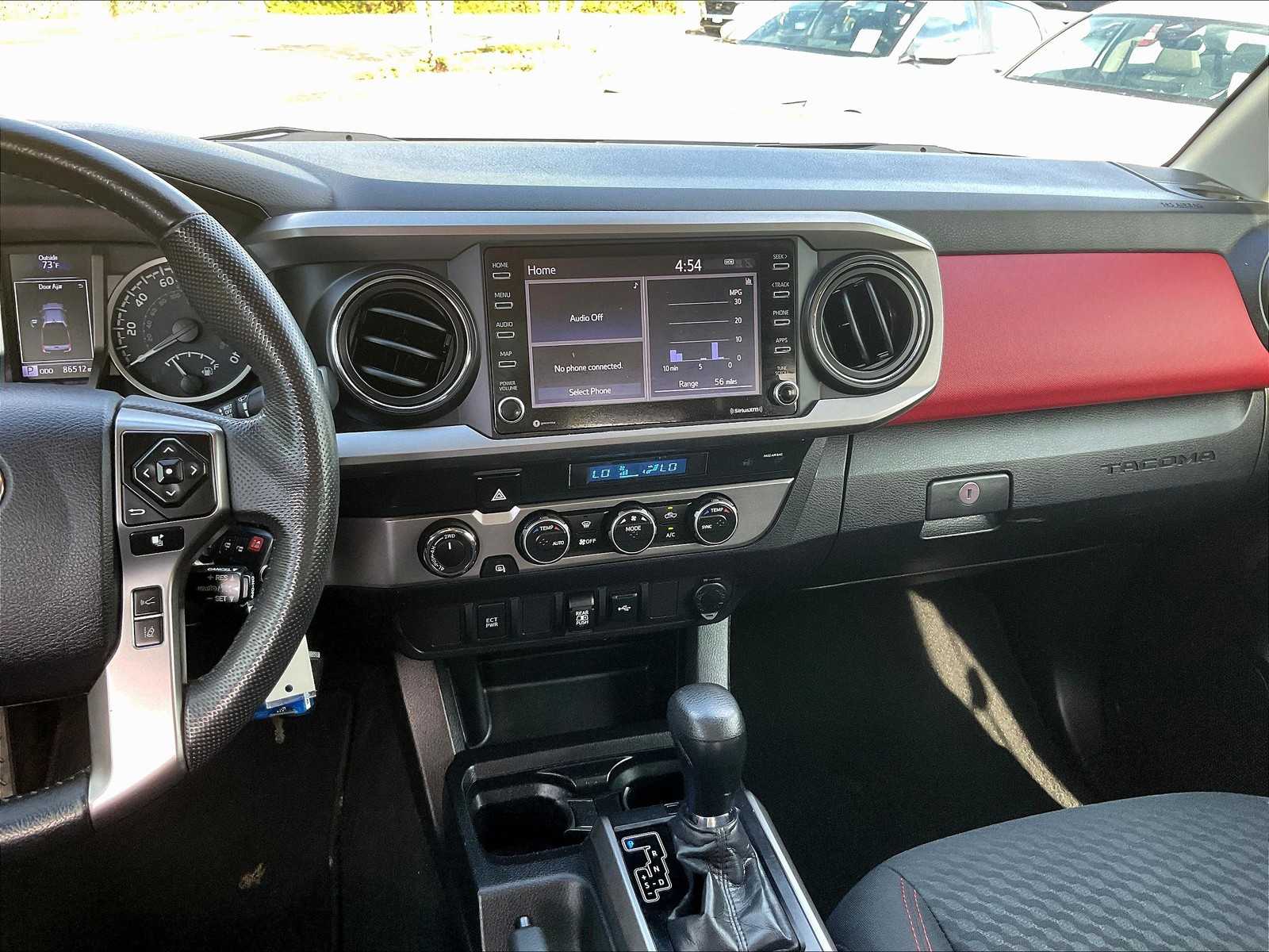 2021 Toyota Tacoma SR5 photo 18