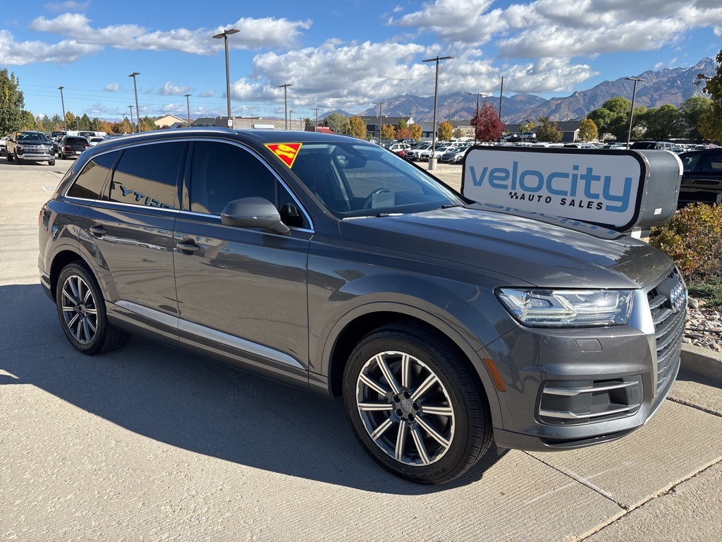 2019 Audi Q7 Premium Plus's photo