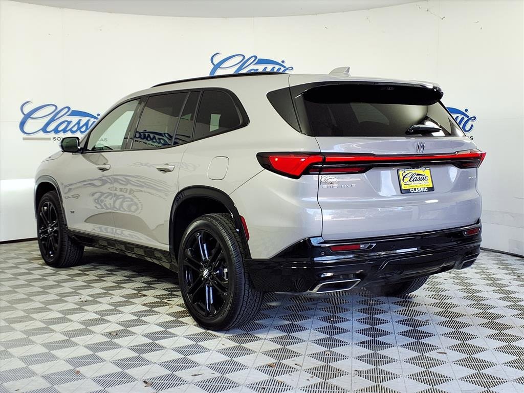 2026 Buick Enclave Sport Touring photo 2