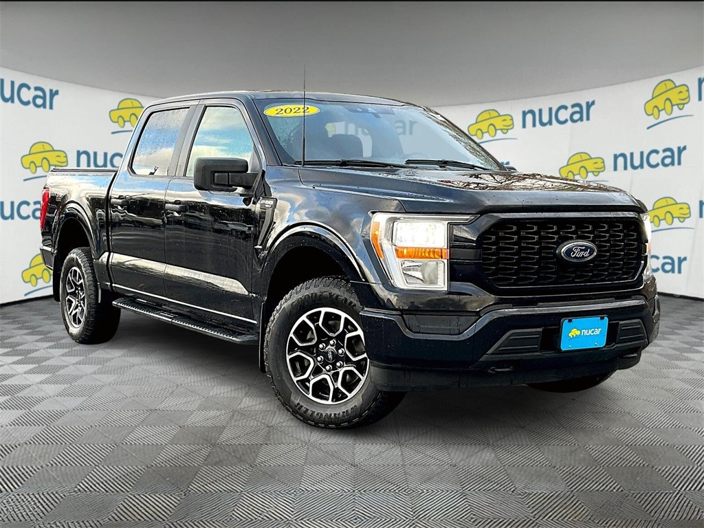 2022 Ford F-150 XL's photo