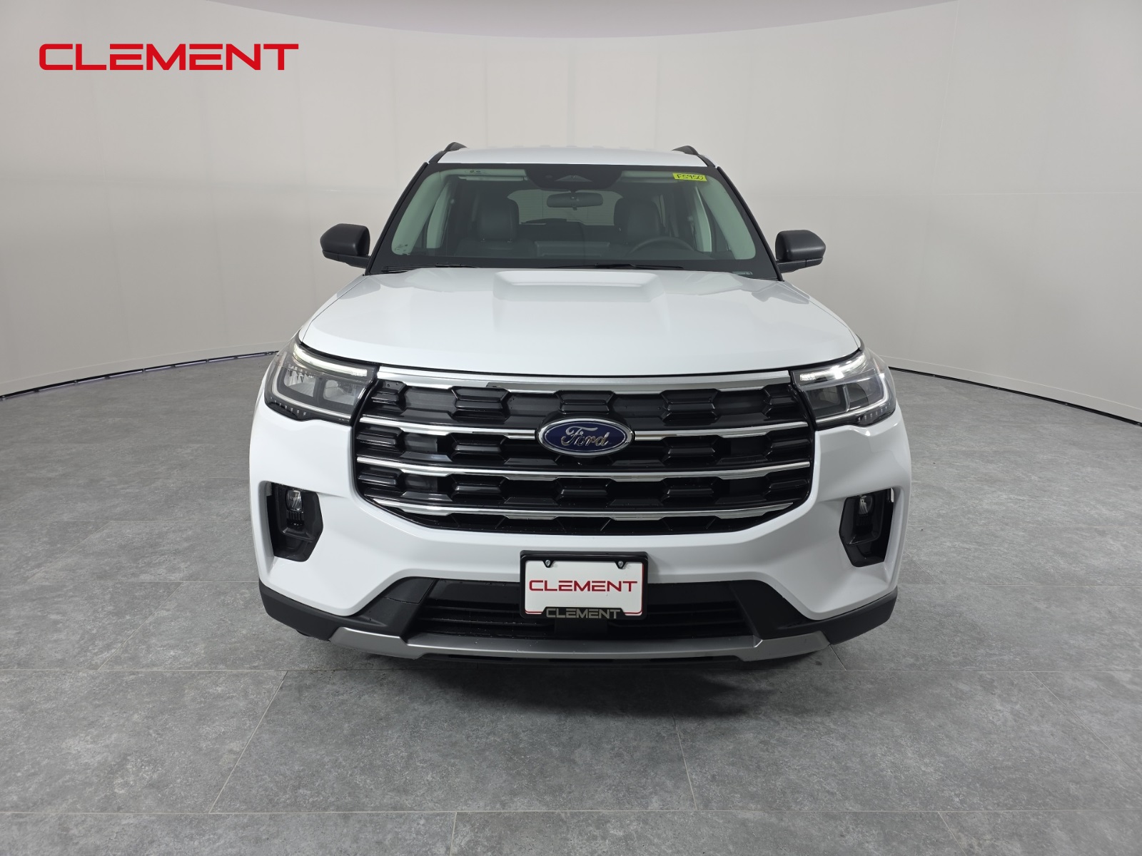 2026 Ford Explorer photo 2